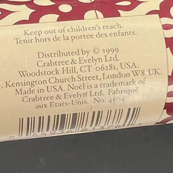 Crabtreee & Evelyn Noel room spray and insence with base - Picture 11 of 14